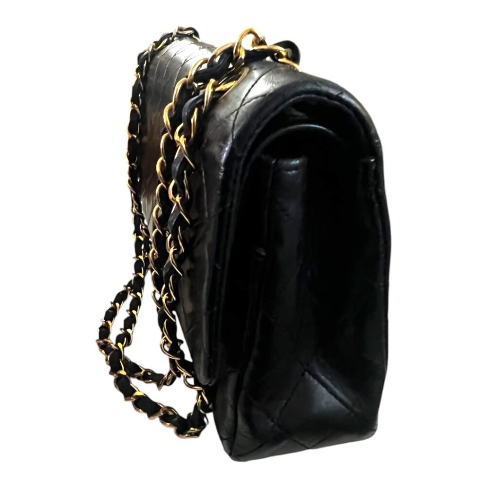 Chanel Vintage Classic Flap Black Lambskin Leather - Picture 5 of 15